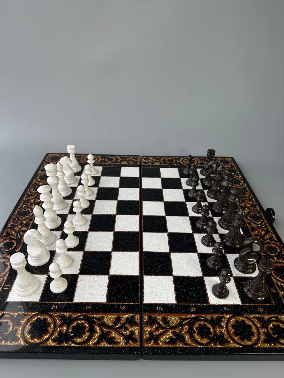 Jeu d'échecs en pierre acrylique noire de luxe, échiquier en pierre, échiquier en marbre, jeu d'échecs, cadeau pour artiste