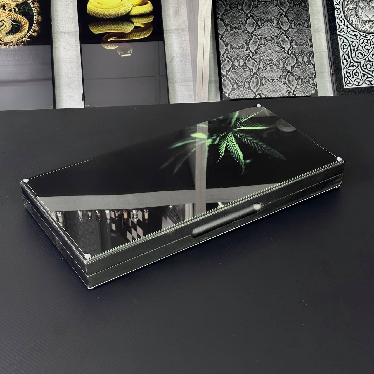 Luxury Glass&Wood Backgammon Set with Canabbis design, Customized and Gift-ready
