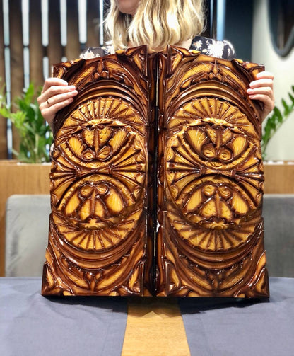 Backgammon en bois avec plateau en verre, sculpté à la main Jeu de société prêt à offrir