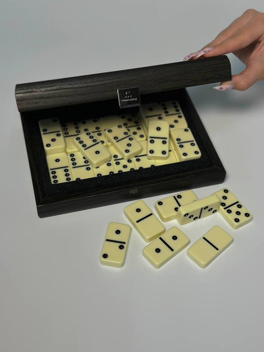 Dominoes set, art. 400000, domino in a storage wooden box