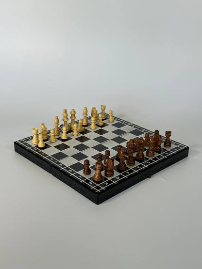 Compact chess set, travel wooden chess set, classic chess board, compact sized chess set, gift for dad, gift for couple limited