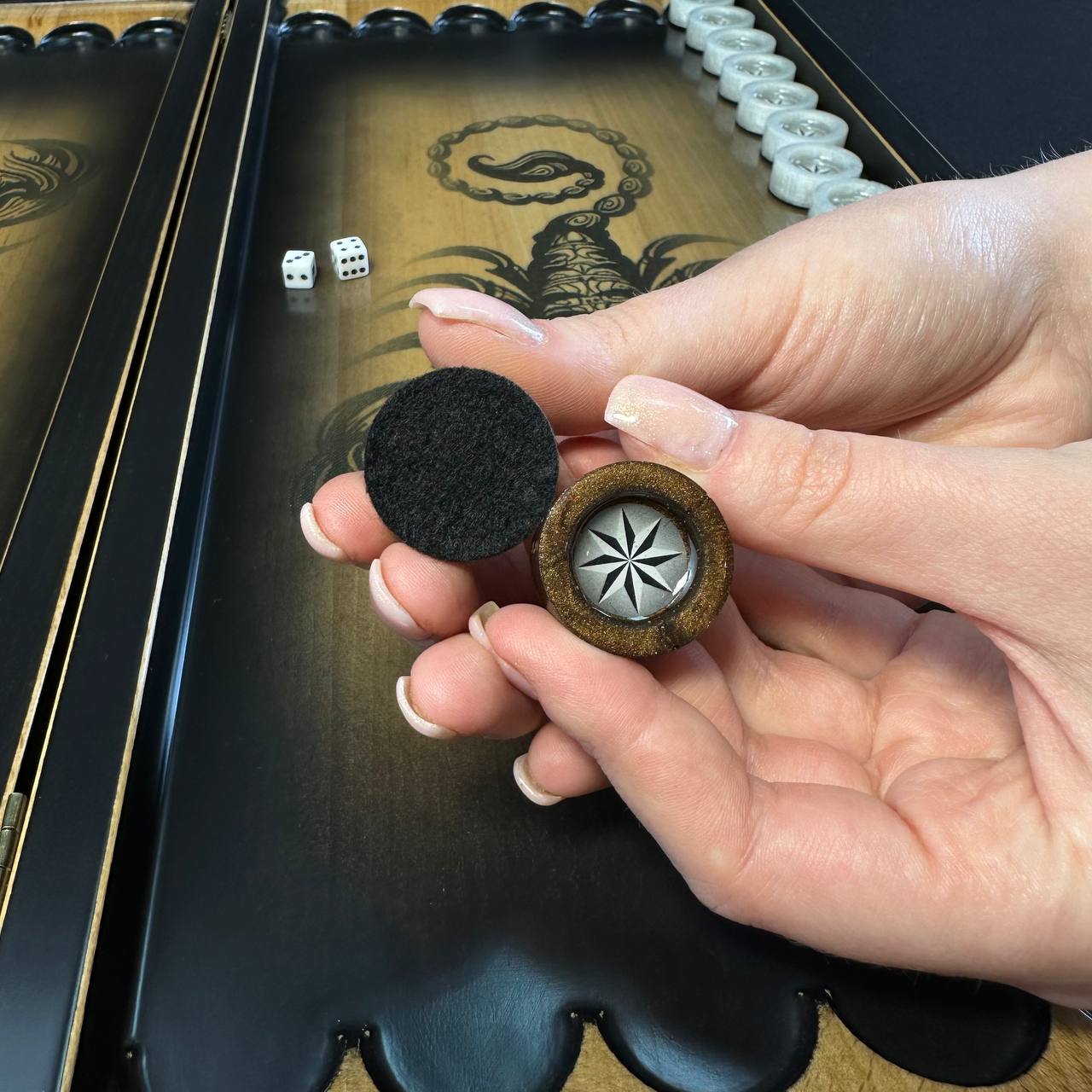 Backgammon de madera "Scorpion", juego de backgammon de regalo, tablero de backgammon