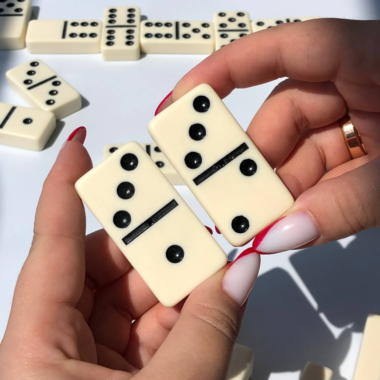 Elegant Acrylic Dominoes Set in wooden box, 53*27*12mm domino size. Gift-ready