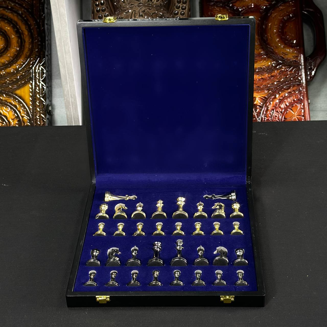 Chess Set with Imitation Marble and Metal Pieces (29x29 cm), Wooden chess set. Gift-ready. Art. 198027