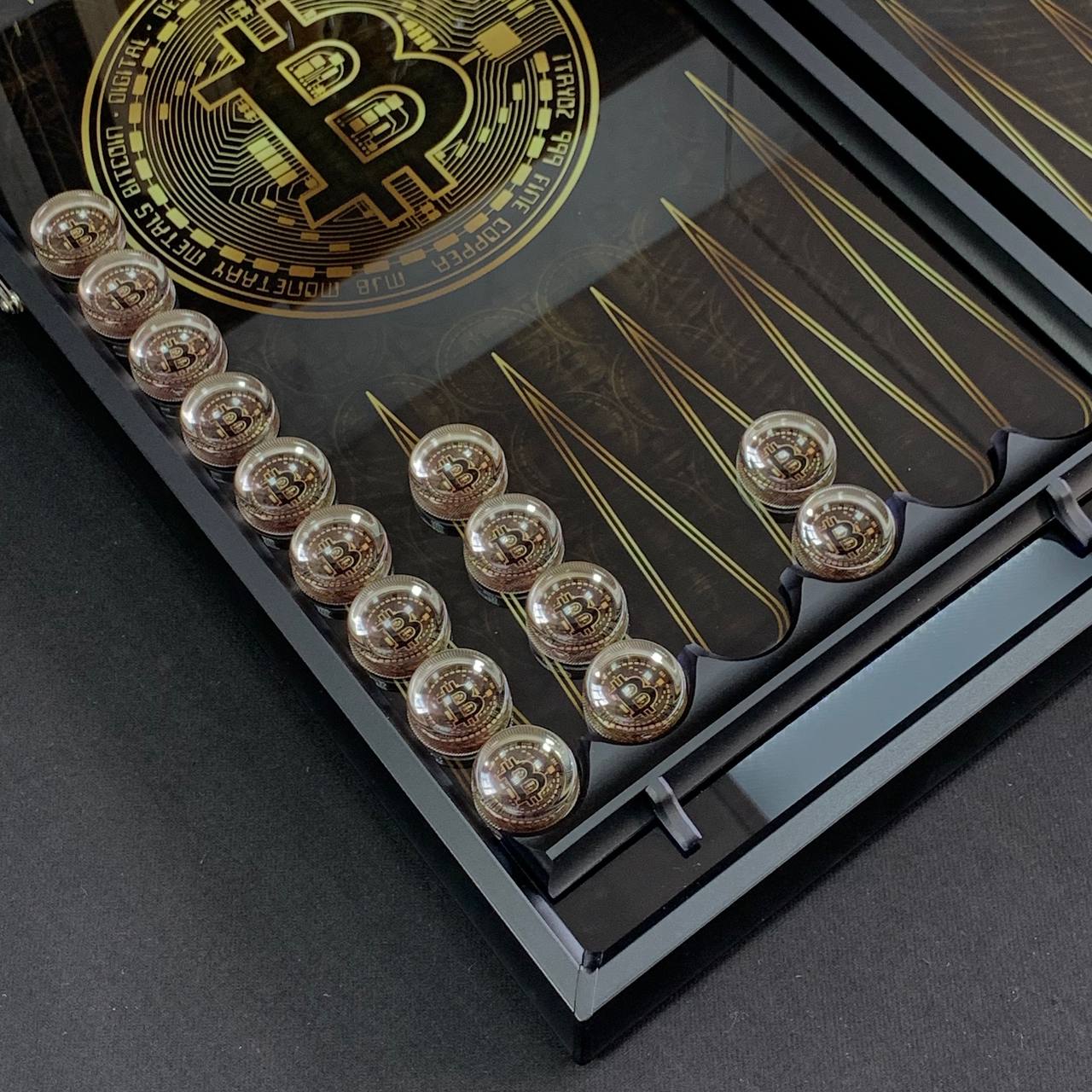 Glas-Backgammon „Bitcoin“, Backgammon-Brett, Geschenk für Chef