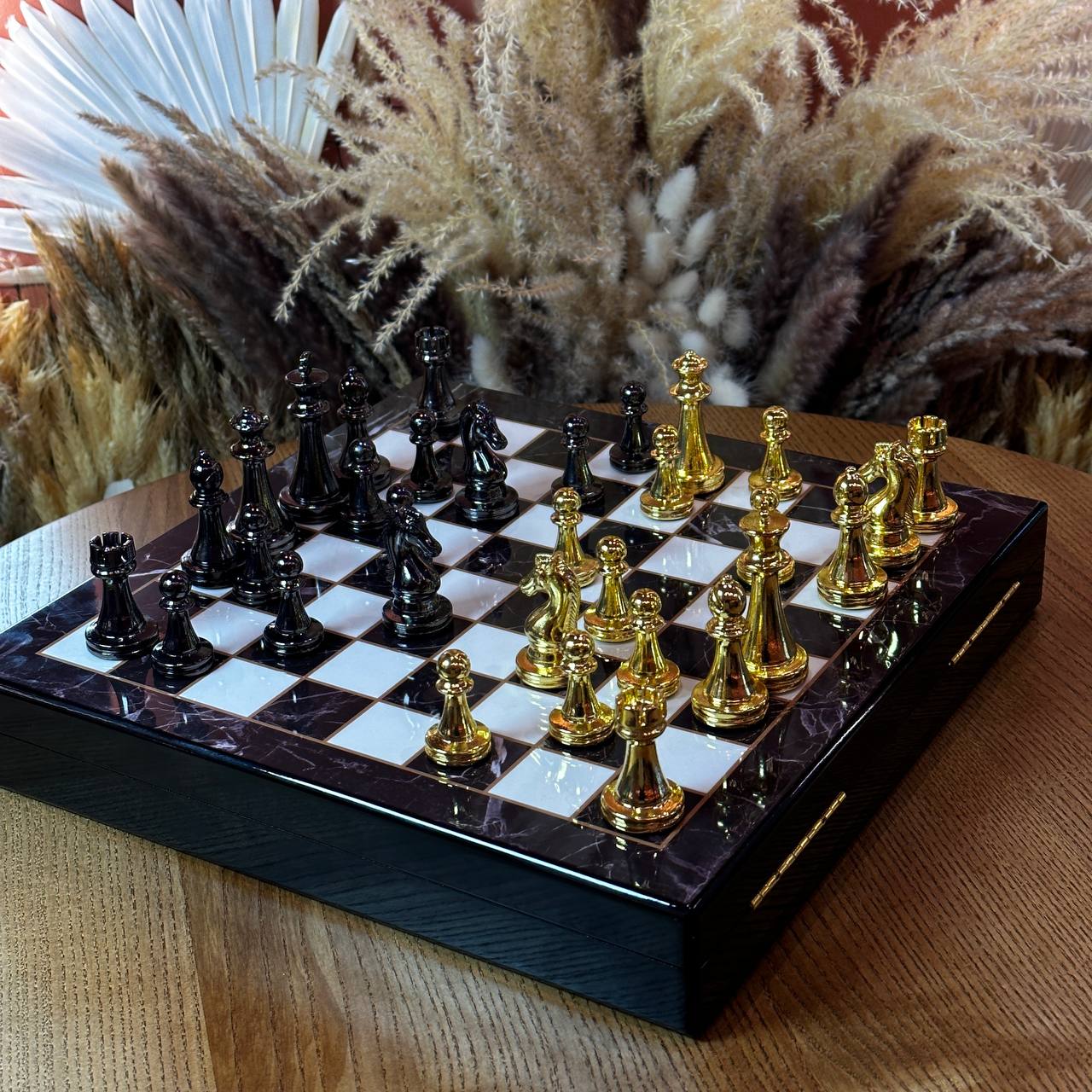 Chess Set with Imitation Marble and Metal Pieces (29x29 cm), Wooden chess set. Gift-ready. Art. 198027