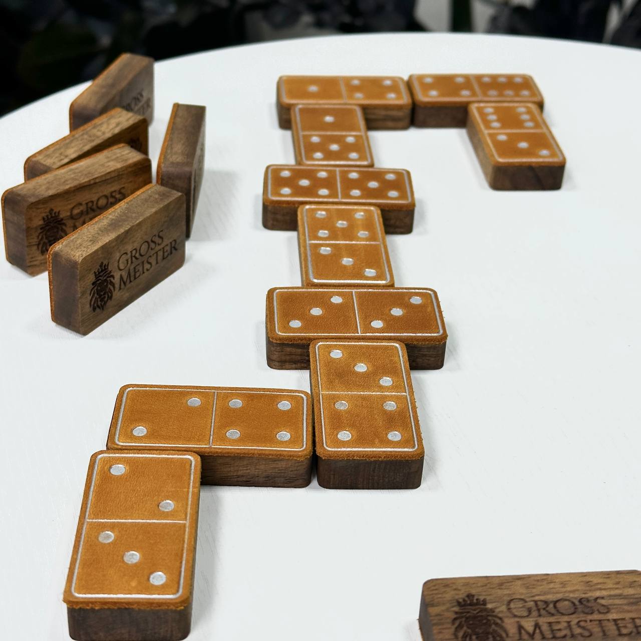 Luxury Domino set from Wood and Elegant Leather, 52*27*12mm orange dominoes, Gift-ready