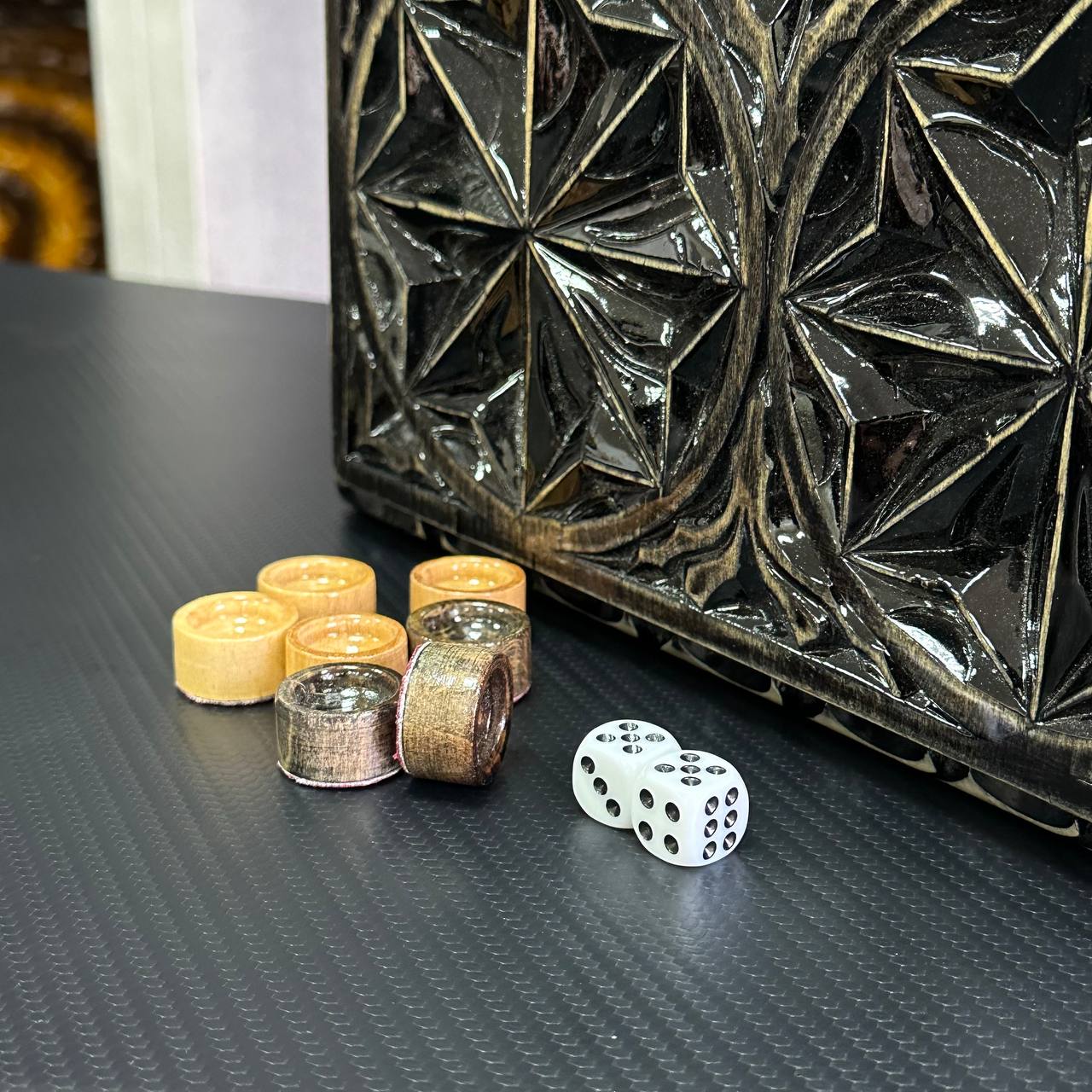 Exclusive Hand-Carved Wooden backgammon with Glass Board "Spider" – Luxurious and Unique Gift-ready