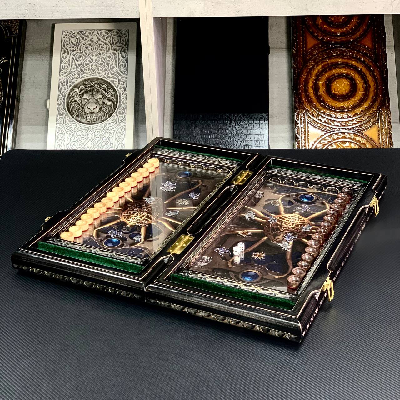 Exclusive Hand-Carved Wooden backgammon with Glass Board "Running spider" – Luxurious and Unique Gift-ready