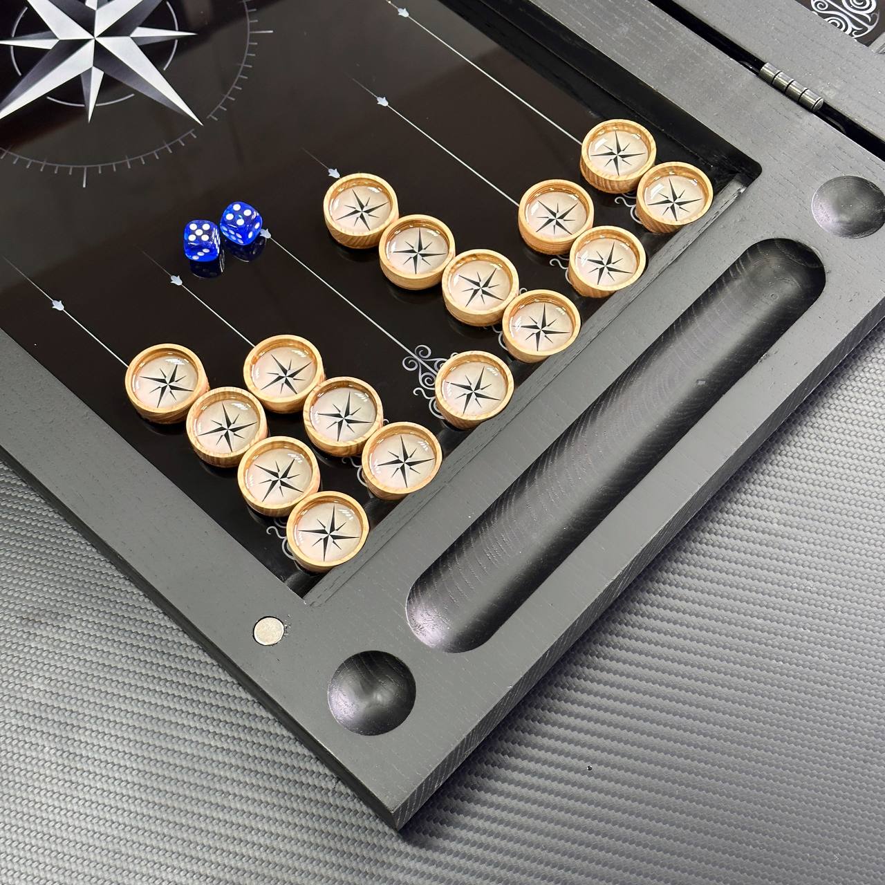 Jeu de backgammon de luxe en verre avec marque de voiture, backgammon en bois, personnalisé et prêt à offrir