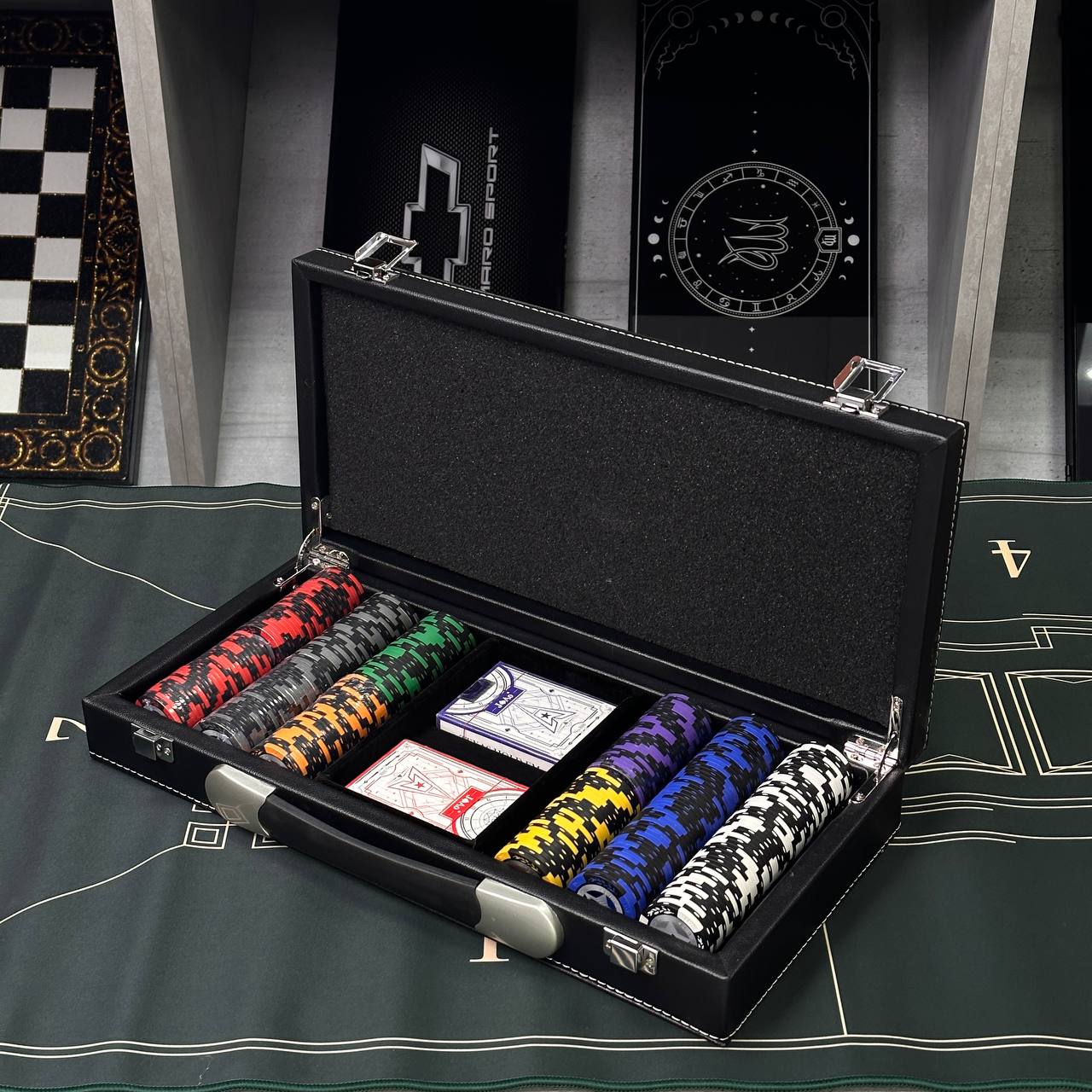 Poker 300 Chips Set: The Ultimate Poker Experience with Free International Shipping Gift-ready Unusual